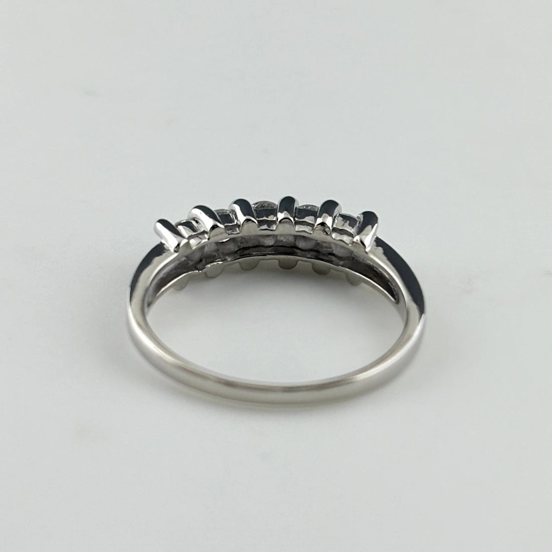 MELEE DIAMOND DESIGN RING - 2