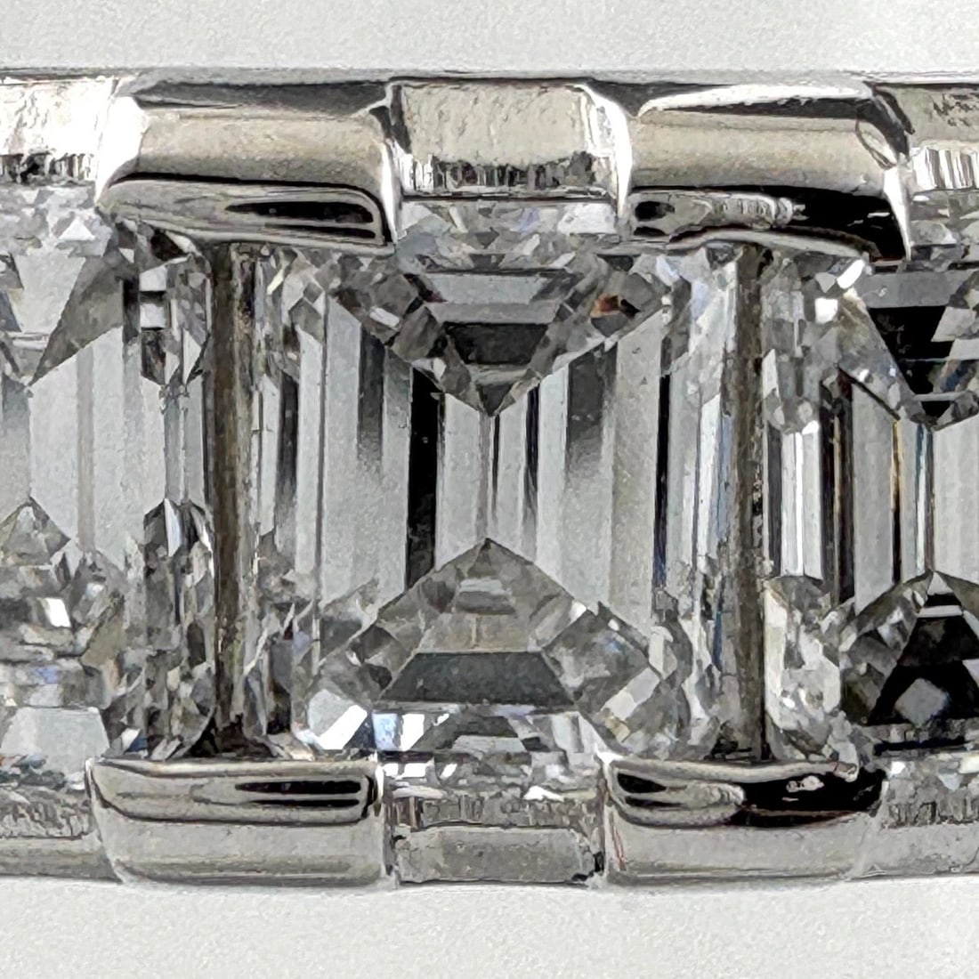 MELEE DIAMOND DESIGN RING - 2