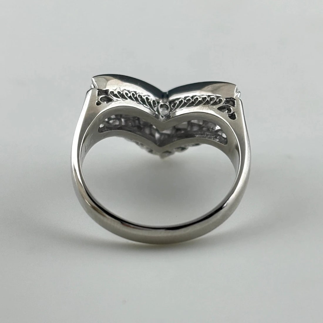 MELEE DIAMOND DESIGN RING - 3
