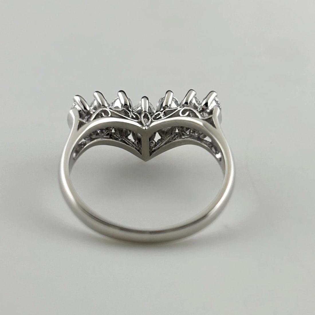 MELEE DIAMOND DESIGN RING - 2