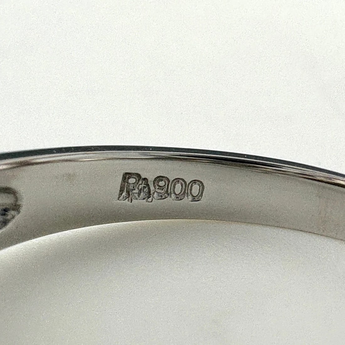 MELEE DIAMOND DESIGN RING - 3