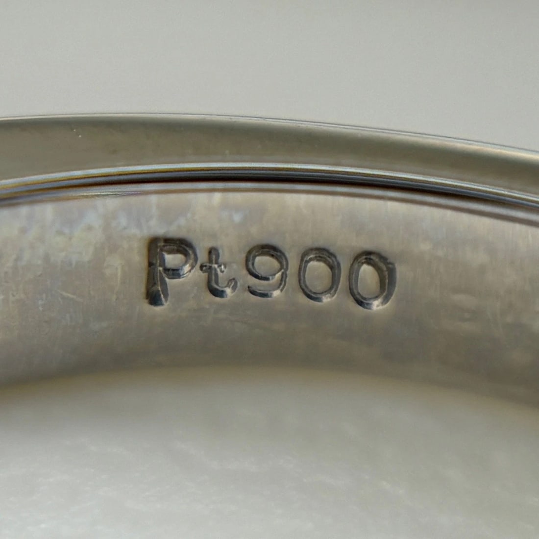 MELEE DIAMOND DESIGN RING - 4