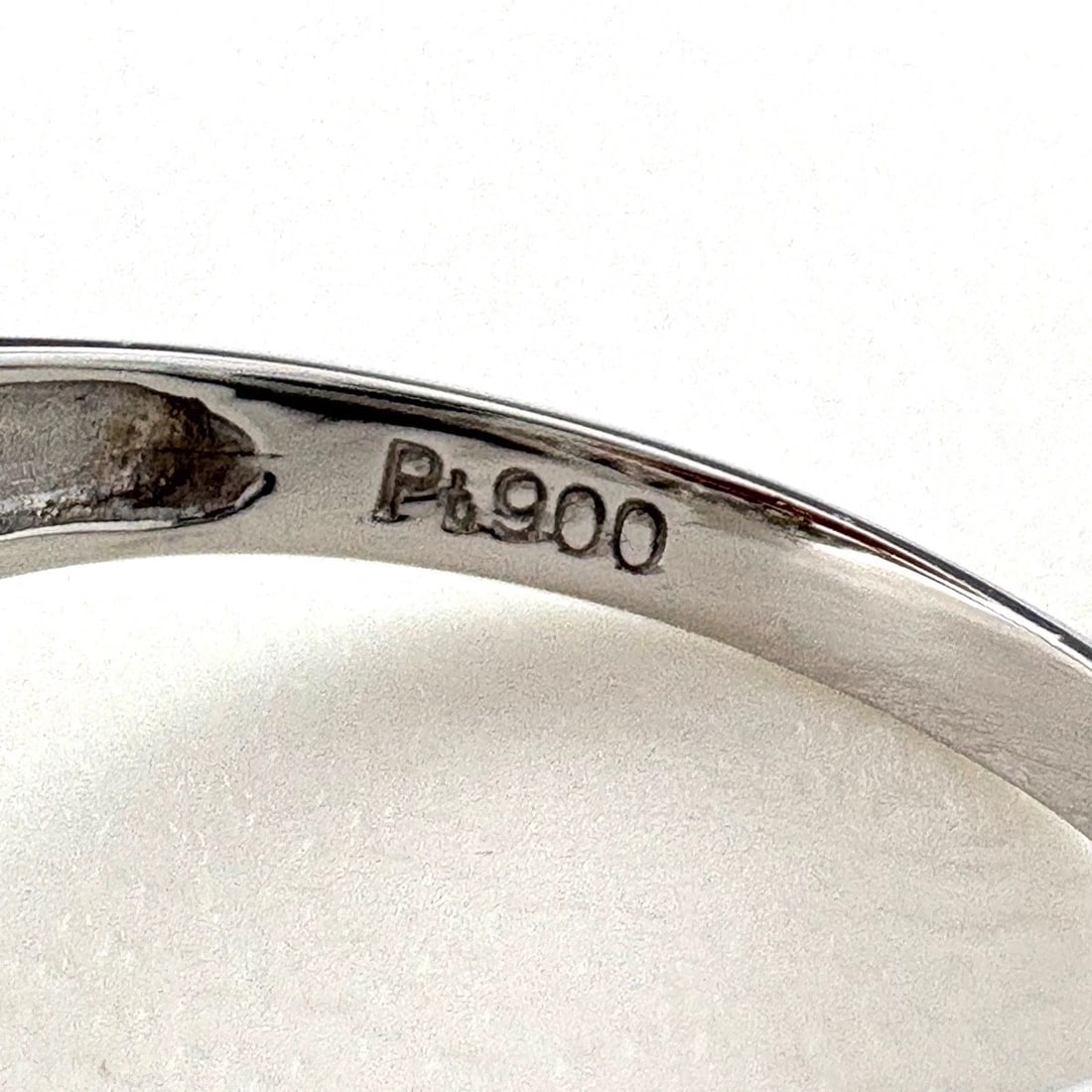 MELEE DIAMOND DESIGN RING - 3