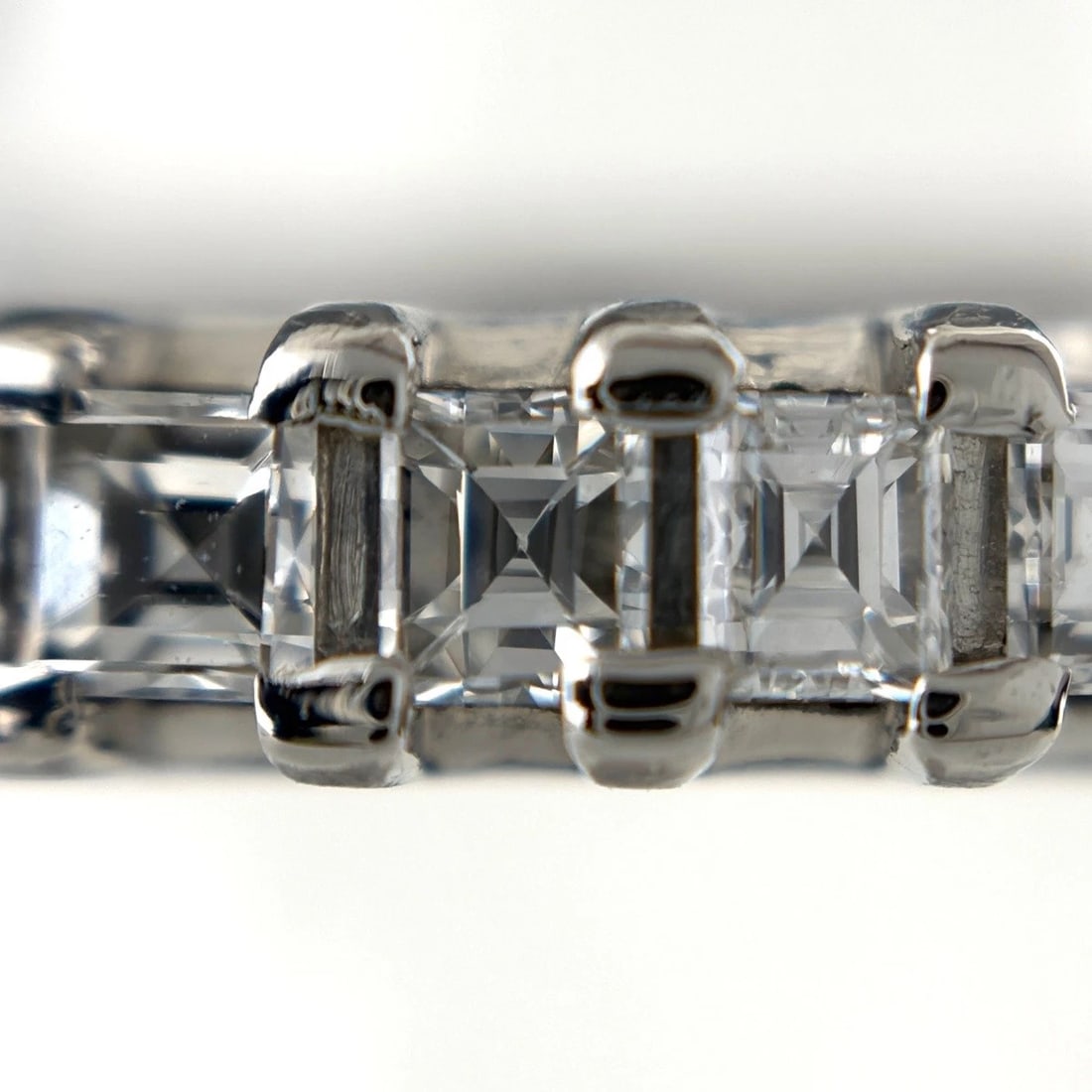MELEE DIAMOND DESIGN RING - 2
