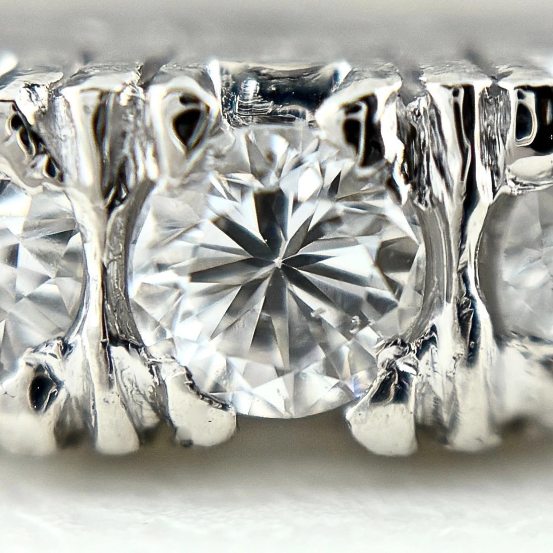 MELEE DIAMOND DESIGN RING - 2