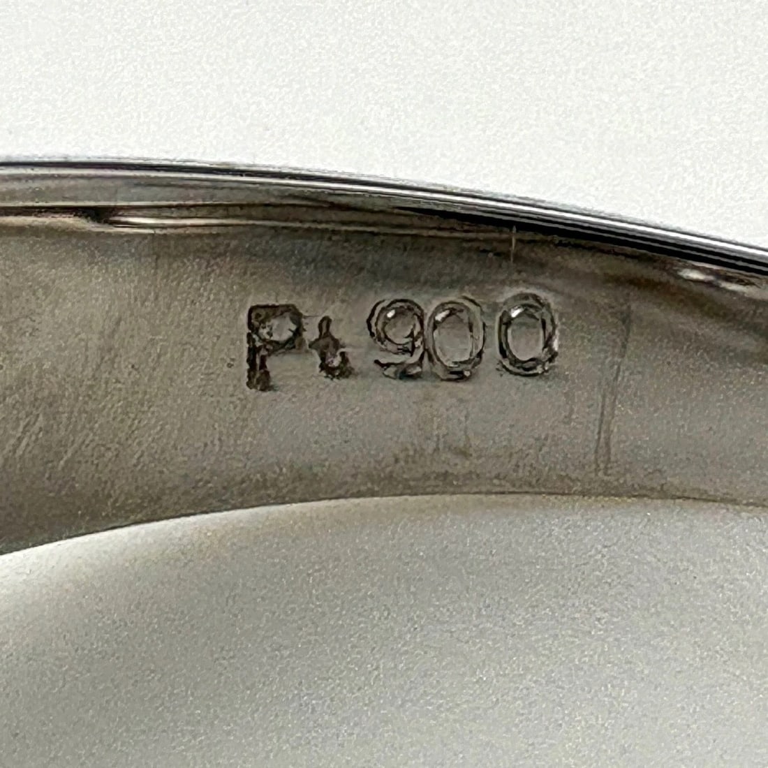 MELEE DIAMOND DESIGN RING - 3
