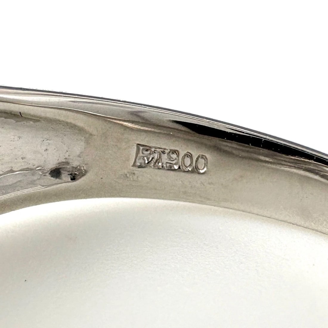 MELEE DIAMOND DESIGN RING - 5