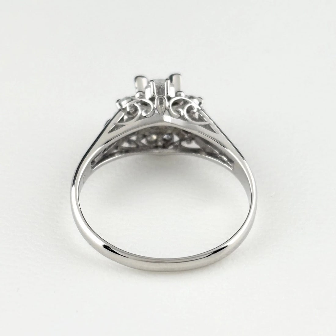MELEE DIAMOND DESIGN RING - 3
