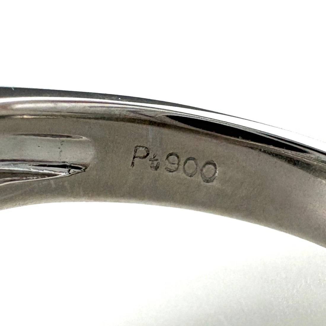 EMERALD DESIGN RING PLATINUM - 5