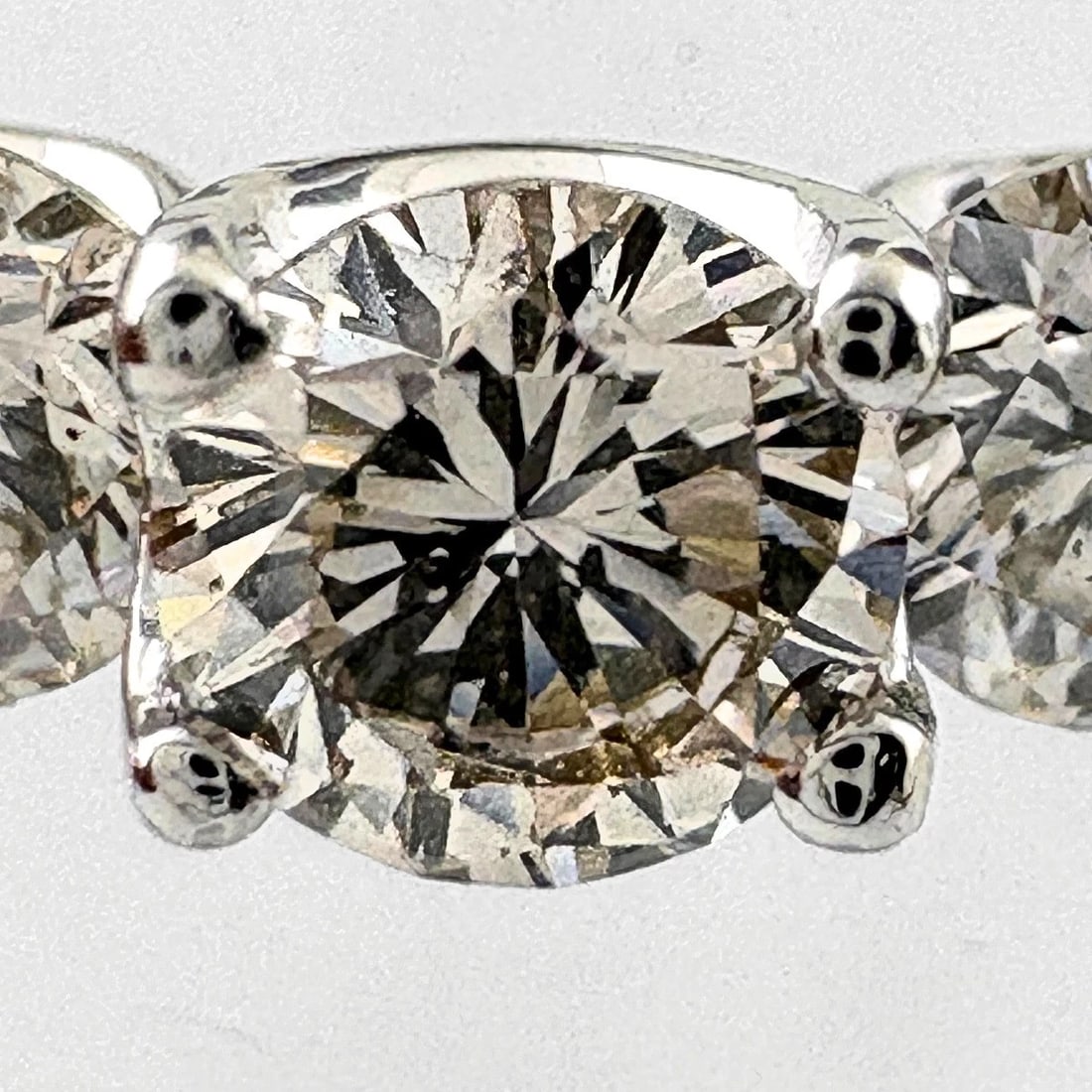 MELEE DIAMOND DESIGN RING - 2