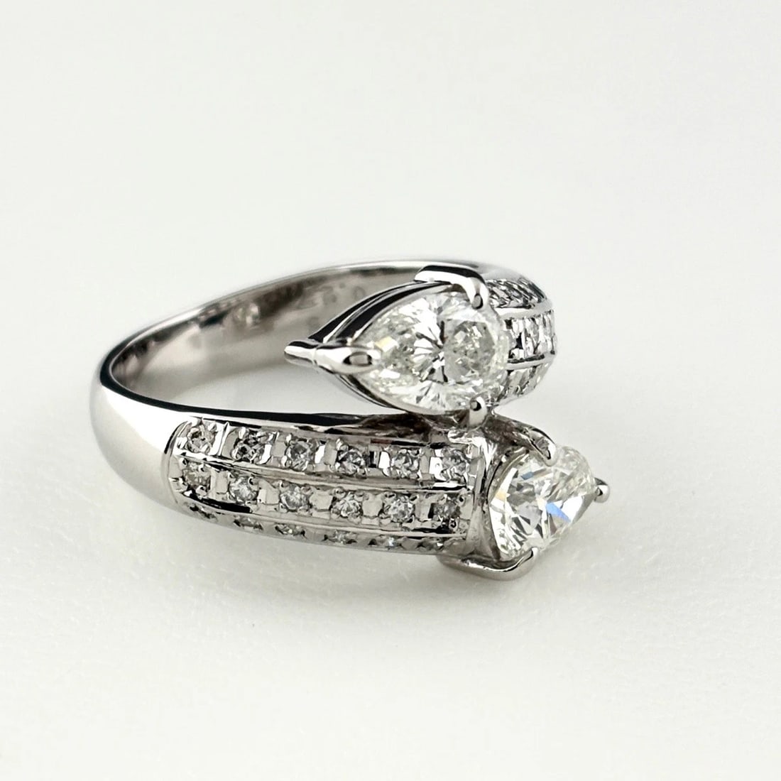 DIAMOND DESIGN RING PLATINUM - 3