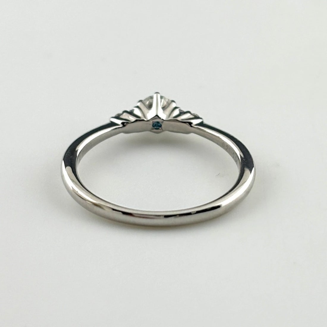 DIAMOND DESIGN RING PLATINUM - 2