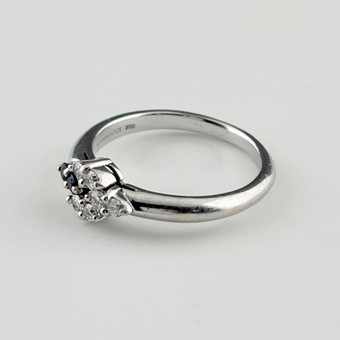 PICCHIOTTI SAPPHIRE RING: PICCHIOTTI Sapphire Ring Brand: PICCHIOTTI Type/Style: Ring Material: 750, Main Stone Natural Color: Silver Size: US 6 Accessories: None Accessories Notice: When purchasing pre-owned goods, please