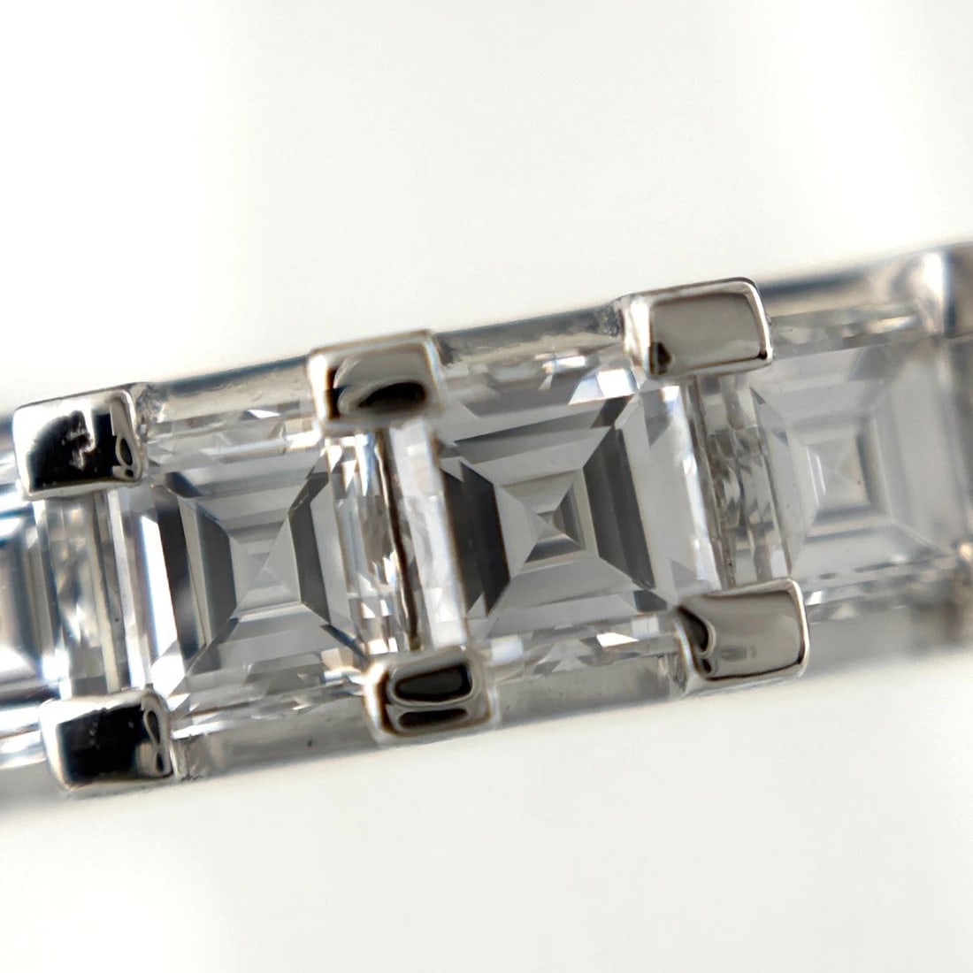 MELEE DIAMOND DESIGN RING - 2