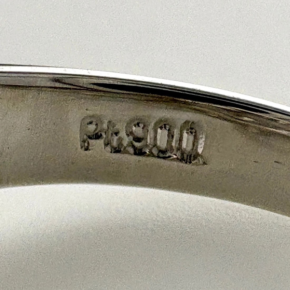 MELEE DIAMOND DESIGN RING - 3