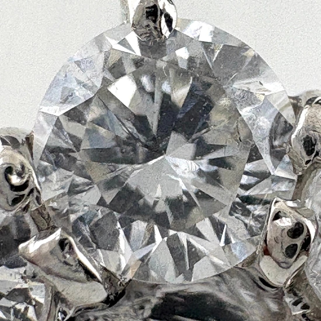 DIAMOND DESIGN RING - 2