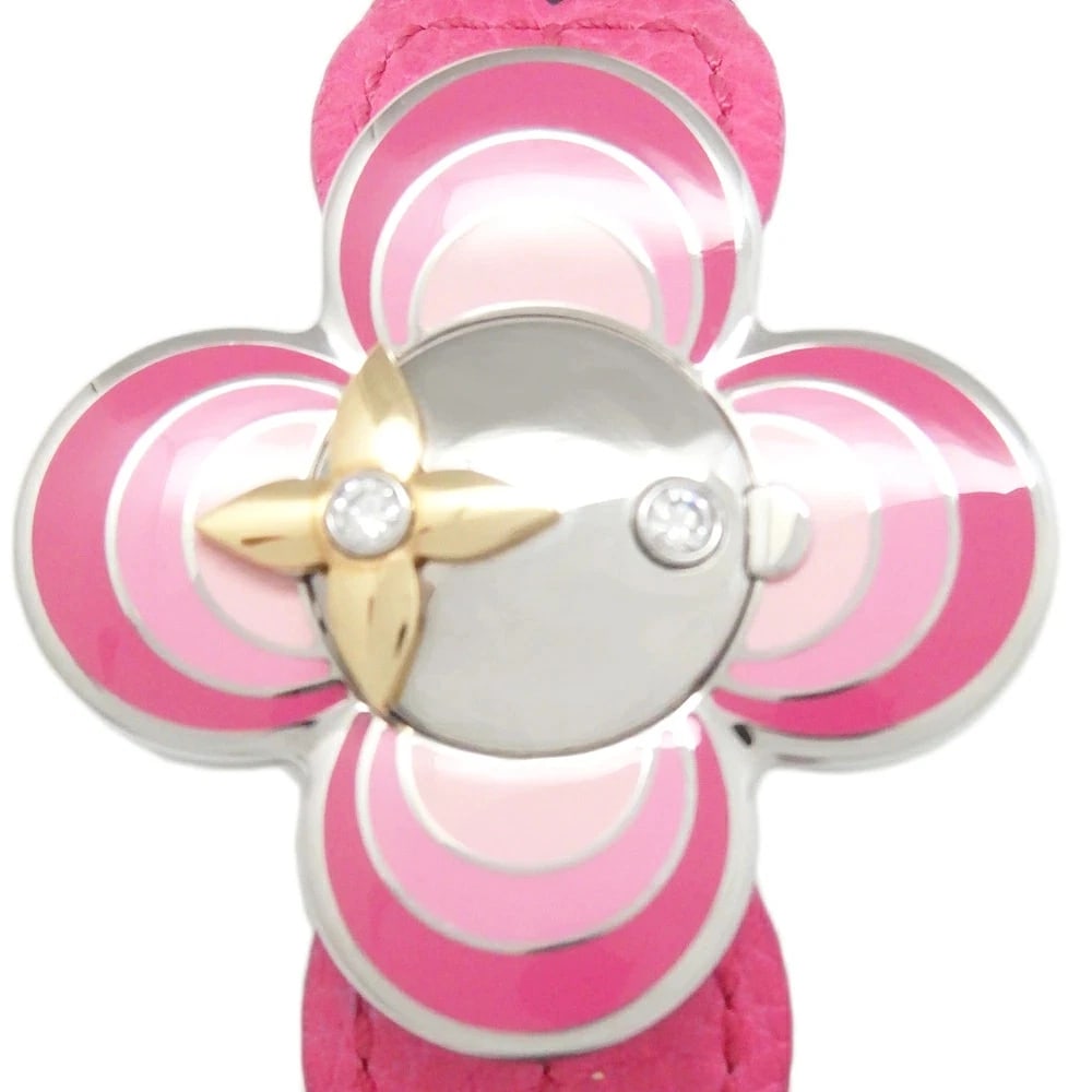 LOUIS VUITTON WATCH VIVIENNE BIJOU SECRET WATCH: Louis Vuitton Watch Vivienne Bijou Secret Watch Brand: LOUIS VUITTON Type/Style: Wristwatch Material: SS Color: PINK Size: Case size: 19mm / Flower Width: 34mm Wrist size: 12-15.5cm Accessories: N
