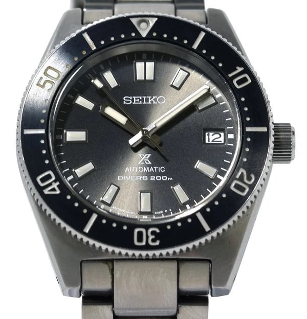 SEIKO WATCH PROSPEX DIVER SCUBA GRAY WATCH: Seiko Watch Prospex Diver Scuba Gray Watch Brand: SEIKO Type/Style: Wristwatch Material: SS Color: GRAY DIAL Size: Case size: 40.5mm Accessories: None Accessories Notice: When purchasing p