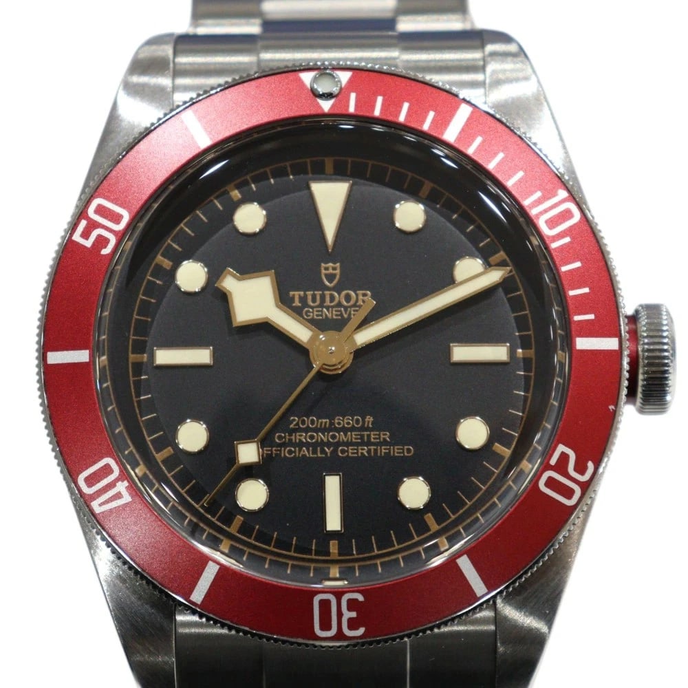 TUDOR WATCH HERITAGE BLACK BAY AUTOMATIC BLACK DIAL WATCH: Tudor Watch Heritage Black Bay Automatic Black Dial Watch Brand: TUDOR Type/Style: Wristwatch Material: SS Color: BLACK DIAL Size: Case size: 41mm Wrist size: 21.5cm Accessories: None Accessories