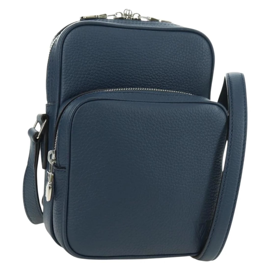 LOUIS VUITTON AMAZON SHOULDER BAG TAURILLON LEATHER NAVY: LOUIS VUITTON Amazon Shoulder Bag Taurillon Leather Navy Brand: LOUIS VUITTON Type/Style: Shoulder Bag Material: Leather Color: Navy Size: W6.3 x H8.3 x D3.5inch Accessories: None Accessor