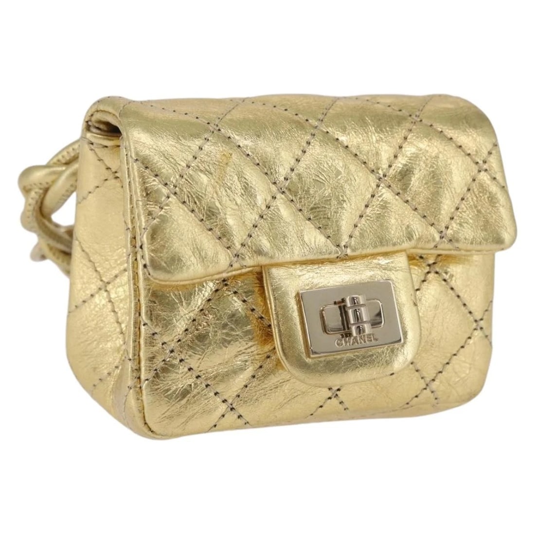 CHANEL MATELASSE POUCH LEATHER GOLD: CHANEL Matelasse Pouch Leather Gold Brand: CHANEL Type/Style: Pouch Material: Gold Color: Gold Size: W3.5 x H3.1 x D2.0inch Accessories: None Accessories Notice: When purchasing pre-owned