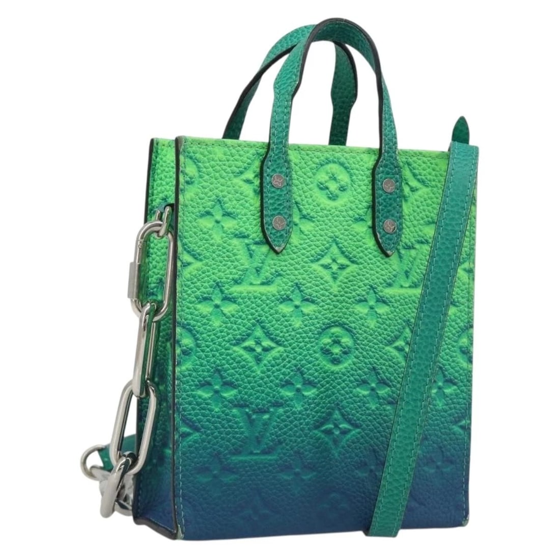 LOUIS VUITTON TAURILLON CLEMENCE ILLUSION SAC PLAT XS GREEN: LOUIS VUITTON Taurillon Clemence Illusion Sac Plat XS Green Brand: LOUIS VUITTON Type/Style: Hand Bag Material: Monogram Canvas Color: Green/Blue Size: W6.3 x H7.5 x D2.2inch Accessories: None