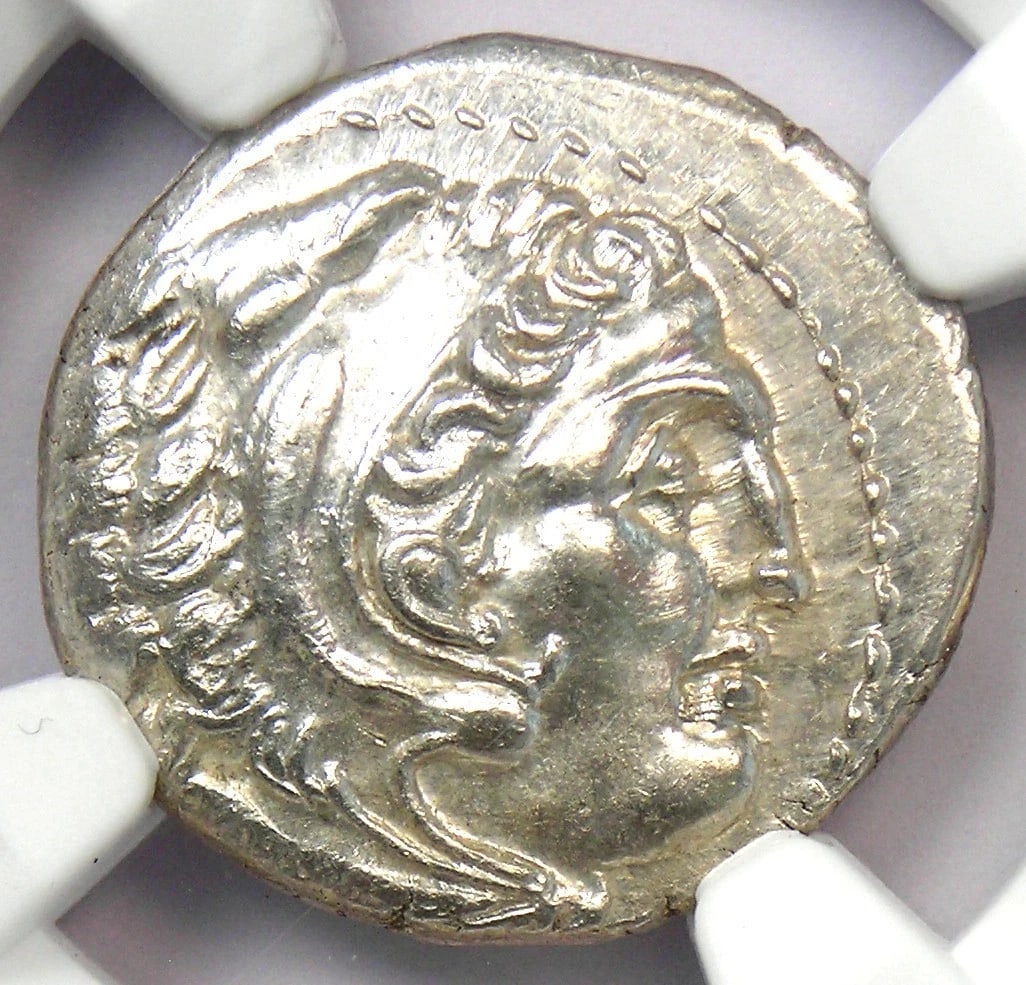 ALEXANDER THE GREAT AR DRACHM GREEK SILVER COIN: Alexander the Great AR Drachm Greek Silver Coin Year : 336 BC Denomination : Drachma Country of Origin : Greece Accessories: None Accessories Notice: When purchasing pre-owned goods, please refer to t