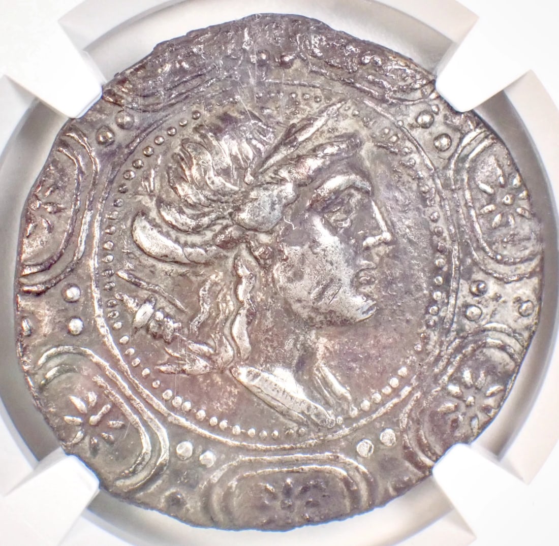 FIRST MERIS AR TETRADRACHM MACEDON UNDER ROME COIN: First Meris AR Tetradrachm Macedon Under Rome Coin Year : 167 BC Denomination : Tetradrachm Country of Origin : Greece Accessories: None Accessories Notice: When purchasing pre-owned goods, please ref