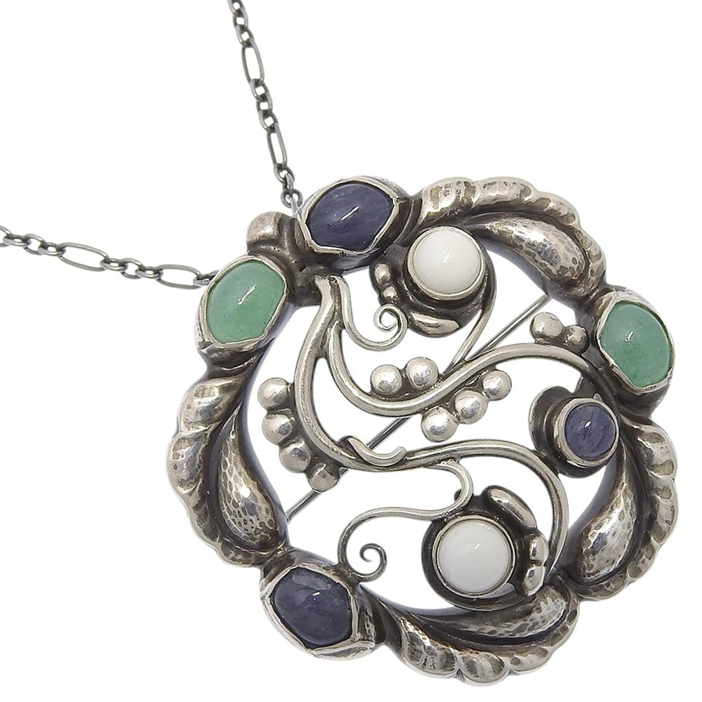 GEORG JENSEN MOONLIGHT BLOSSOM NECKLACE: Georg Jensen Moonlight Blossom Necklace Brand: Georg Jensen Type/Style: Necklace Material: Silver925, Color: Silver Size: Size(CM) Neck around??59.0cm Top?W45mm x H47mm Accessories: None Accessories