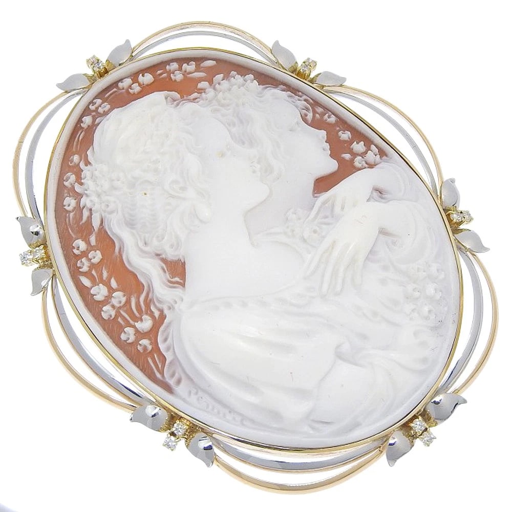 BROOCH K18 GOLD/PT900PLATINUM/DIAMOND: Brooch K18 Gold/Pt900Platinum/diamond Brand: no brand Type/Style: Brooch Material: K18 Gold/Pt900Platinum, Color: Gold Size: Size(CM) 75mm x 61mm Accessories: None Accessories Notice: When purchasing