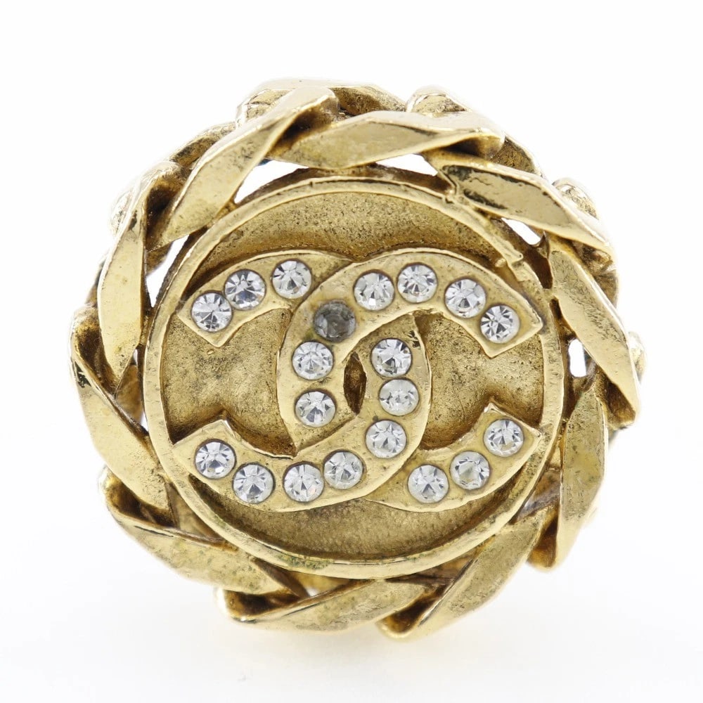 CHANEL COCO MARK EARRING: CHANEL COCO Mark Earring Brand: CHANEL Type/Style: Earring Material: Plated Gold, Color: Gold Size: Size(CM) 30mm x 30mm Accessories: None Accessories Notice: When purchasing pre-owned goods, please