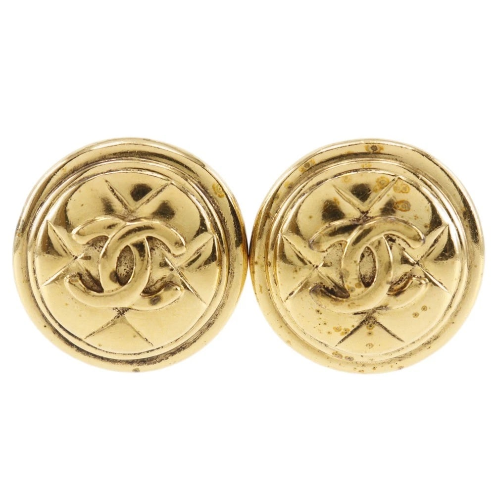 CHANEL COCO MARK EARRING: CHANEL COCO Mark Earring Brand: CHANEL Type/Style: Earring Material: Plated Gold, Color: Gold Size: Size(CM) 31mm x 30mm Accessories: None Accessories Notice: When purchasing pre-owned goods, please