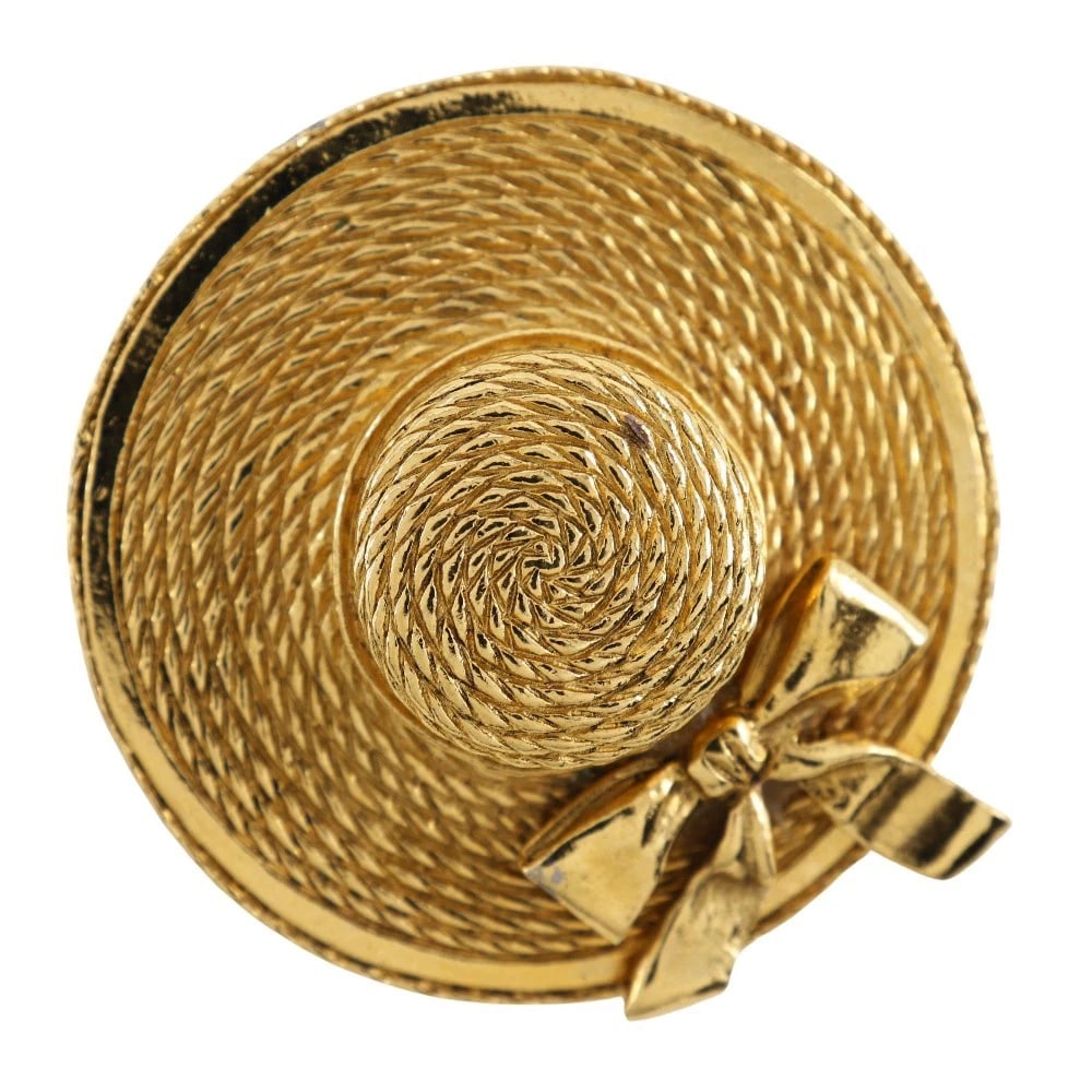 CHANEL STRAW HAT BROOCH PLATED GOLD: CHANEL Straw hat Brooch Plated Gold Brand: CHANEL Type/Style: Brooch Material: Plated Gold, Color: Gold Size: Size(CM) 56mm x 52mm Accessories: None Accessories Notice: When purchasing pre-owned