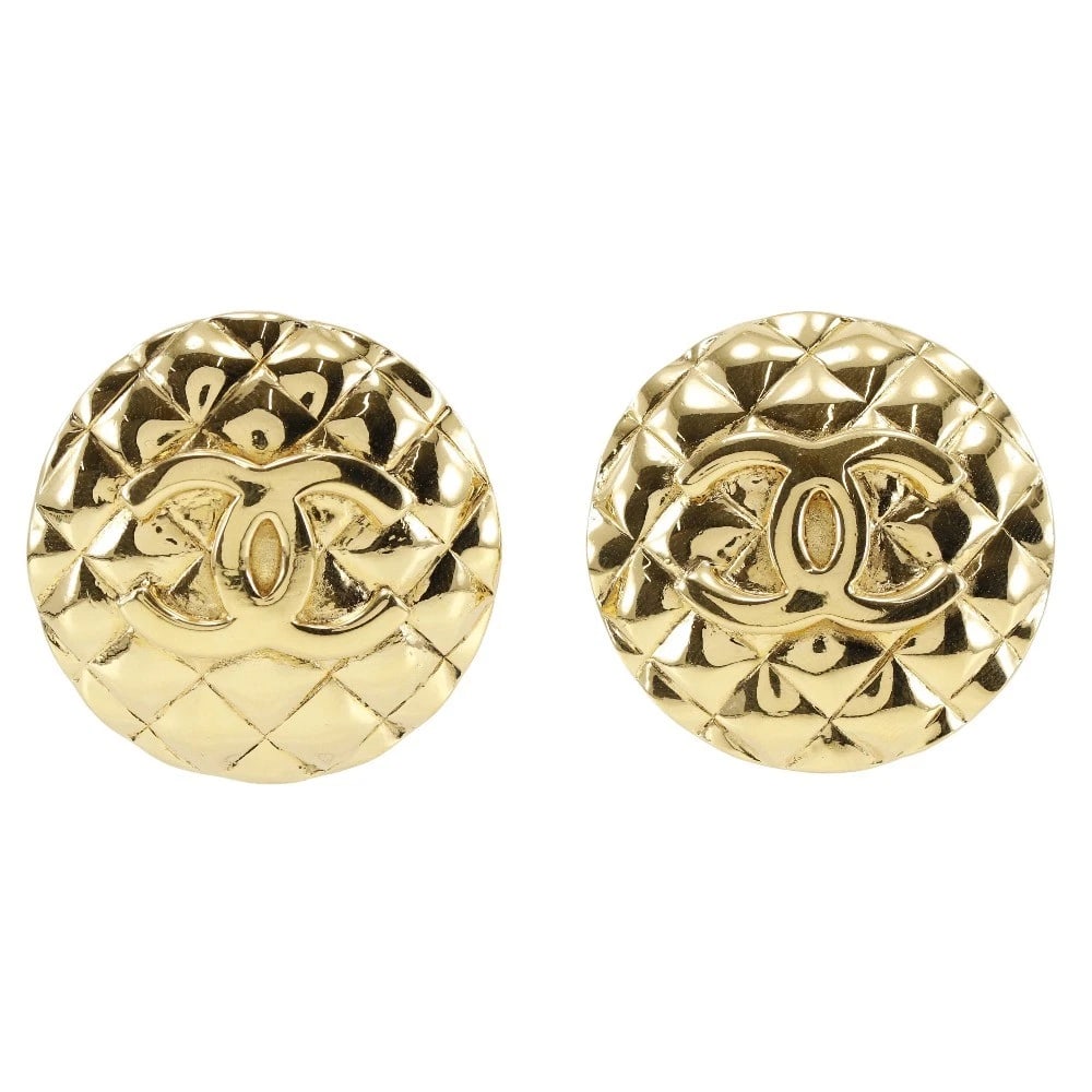 CHANEL COCO MARK EARRING: CHANEL COCO Mark Earring Brand: CHANEL Type/Style: Earring Material: Plated Gold, Color: Gold Size: Size(CM) 35mm x 35mm Accessories: None Accessories Notice: When purchasing pre-owned goo