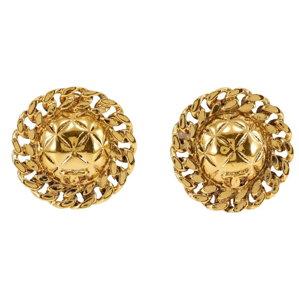 CHANEL COCO MARK EARRING: CHANEL COCO Mark Earring Brand: CHANEL Type/Style: Earring Material: Plated Gold, Color: Gold Size: Size(CM) 32mm x 31mm Accessories: None Accessories Notice: When purchasing pre-owned goods, please
