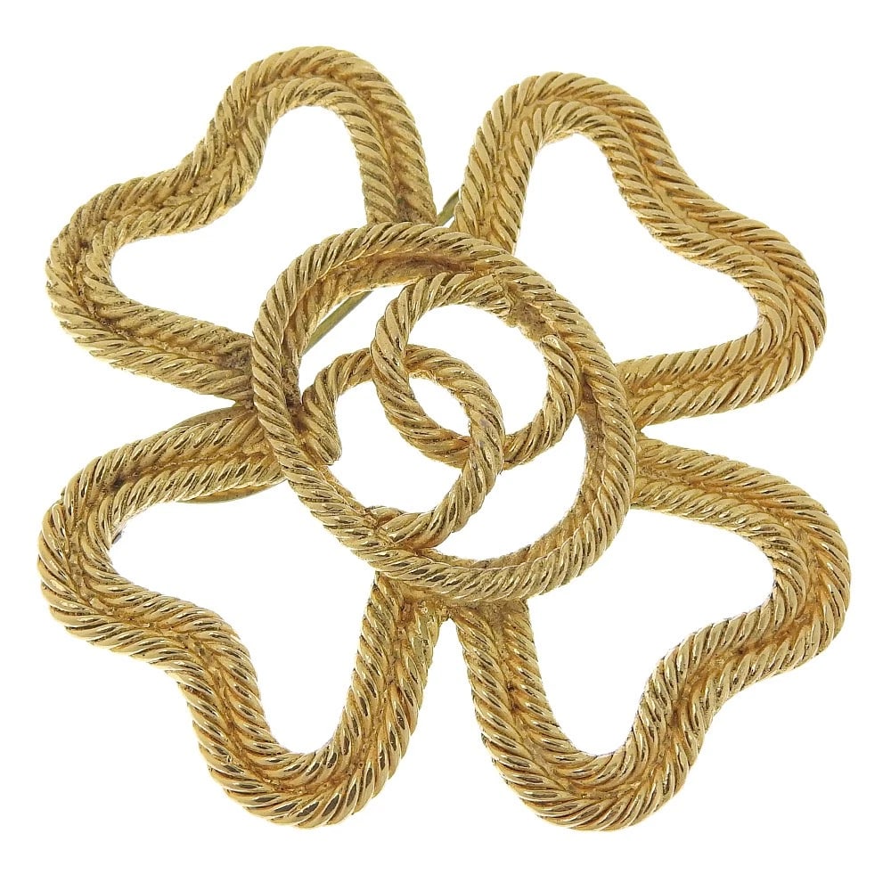 CHANEL CLOVER BROOCH COCO MARK: CHANEL Clover Brooch COCO Mark Brand: CHANEL Type/Style: Brooch Material: Plated Gold, Color: Gold Size: Size(CM) 55mm x 52mm Accessories: None Accessories Notice: When purchasing pre-owne