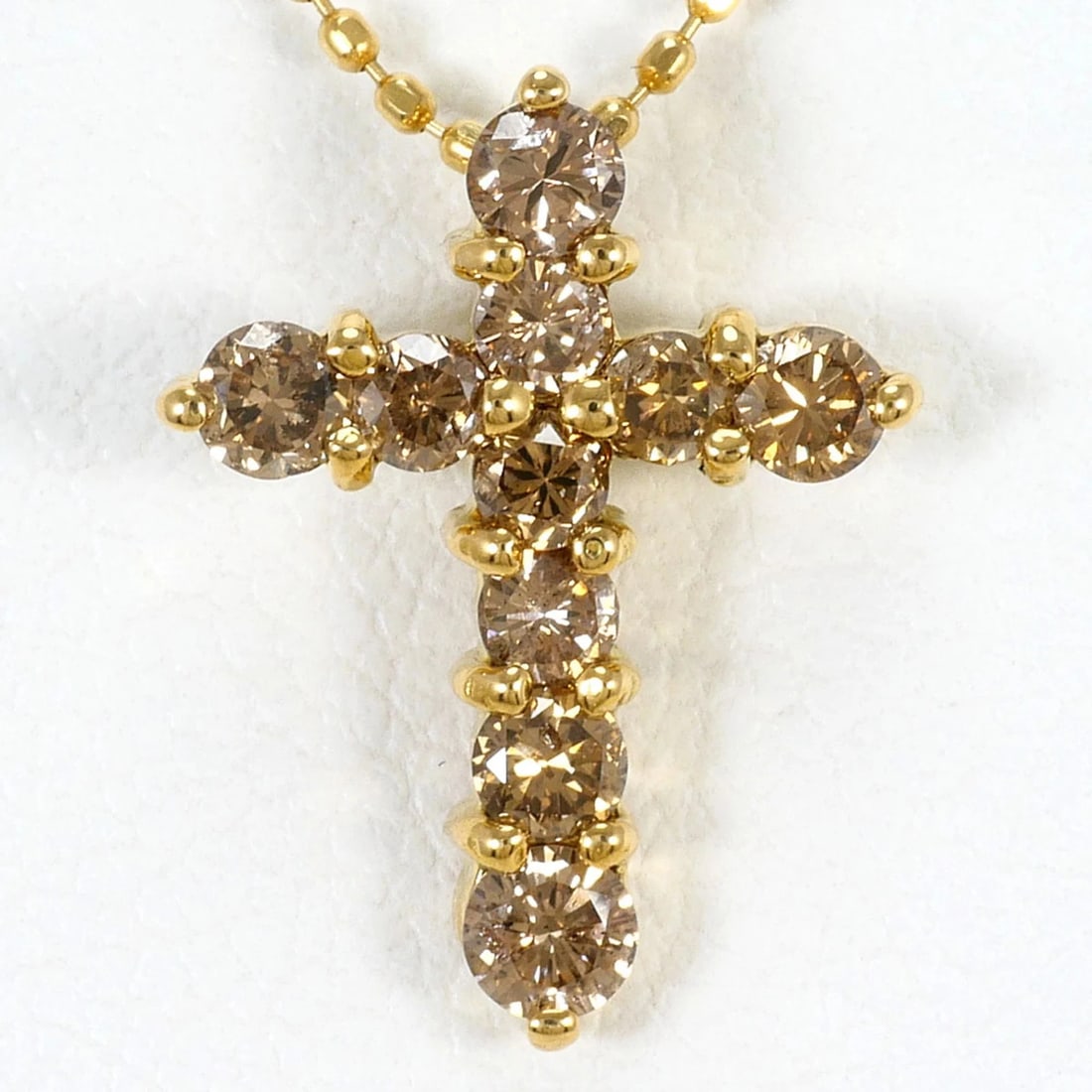 18K (18-KARAT) YELLOW GOLD NECKLACE WITH BROWN DIAMOND: 18K (18-karat) Yellow Gold Necklace with Brown Diamond Brand: Unbranded Type/Style: Necklace Material: Yellow gold (18K), Main Stone Natural Color: Brown, Yellow gold Size: Length: 45cm Accessorie