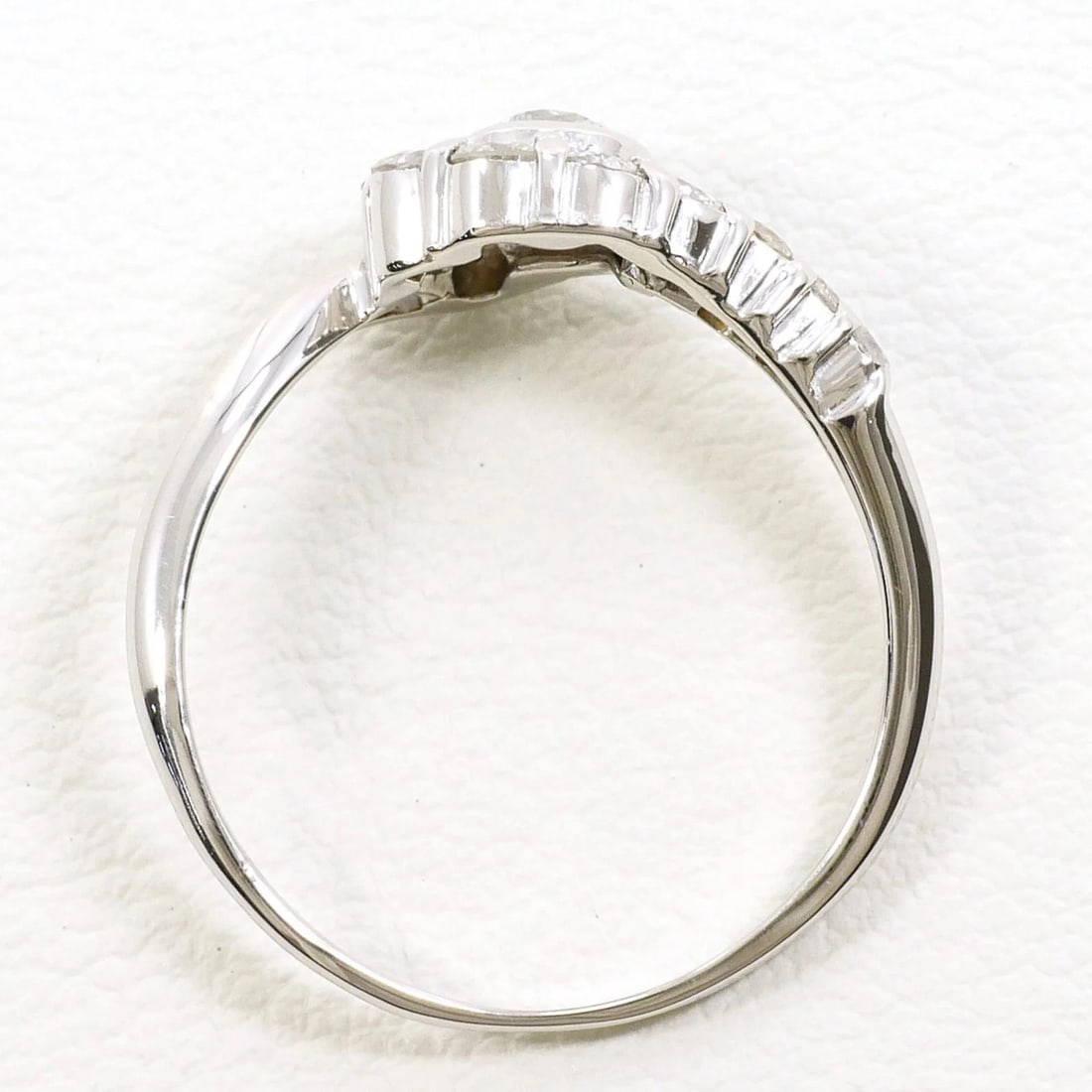 PT900 PLATINUM RING WITH DIAMOND - 2