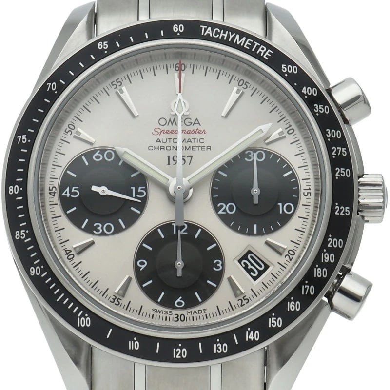 OMEGA SPEEDMASTER DATE CHRONOGRAPH WATCH: OMEGA Speedmaster Date Chronograph Watch Brand: OMEGA Type/Style: Wristwatch Material: Band Material Stainless steel, Case Material Stainless steel Color: Dial Color White / black Size: Case Diameter(