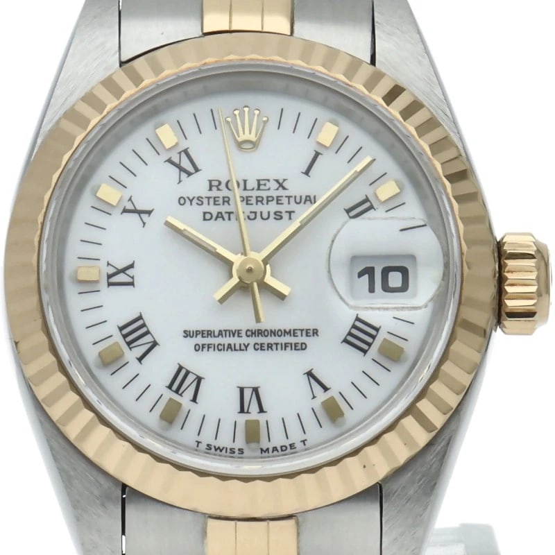 ROLEX DATEJUST K18YG/STAINLESS STEEL WHITE WATCH: ROLEx datejust K18YG/Stainless Steel white Watch Brand: ROLEx Type/Style: Wristwatch Material: Band Material Gold / steel, Case Material Gold / steel Color: Dial Color white Size: Case Diameter(H):Abo