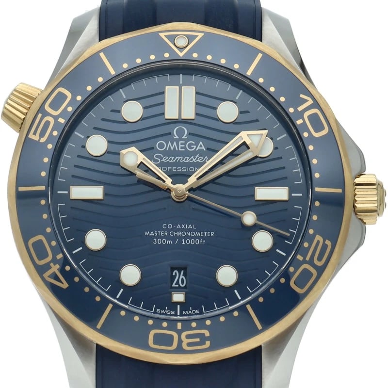 OMEGA SEAMASTER DIVER CO-AXIAL WATCH: OMEGA Seamaster Diver Co-Axial Watch Brand: OMEGA Type/Style: Wristwatch Material: Band Material rubber, Case Material Gold / steel Color: Dial Color blue Size: Case Diameter(H):About 1.7 inch Case Di
