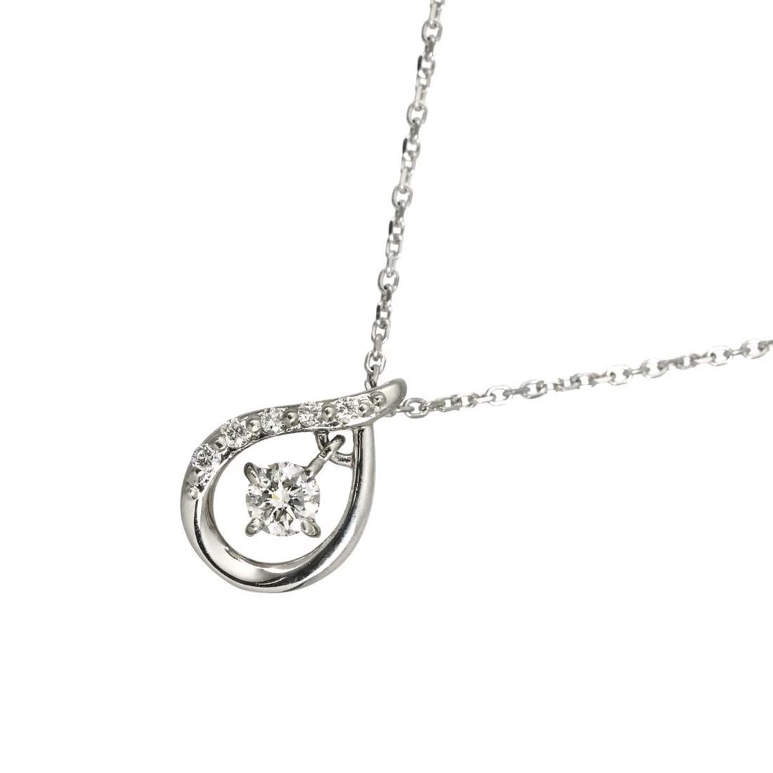 4C DIAMOND NECKLACE PT PLARINUM: 4C Diamond Necklace Pt Plarinum Brand: 4C Type/Style: Necklace Material: Platinum, Main Stone Natural Color: Platinum Size: internal circumference of the chain:15.7inch to 14.2inch Top Charm:W7.2 x