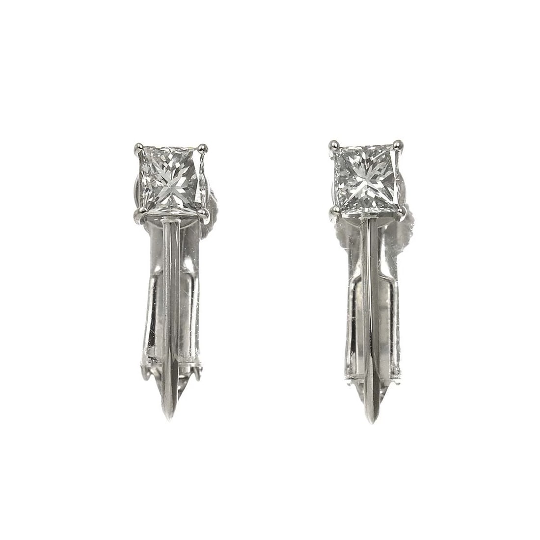 DIAMOND EARRINGS CLIP ON PLATINUM 14K WHITE GOLD 585: Diamond Earrings Clip on Platinum 14K White Gold 585 Brand: Unbranded Type/Style: Earrings Material: Platinum, Main Stone Natural Color: Platinum Size: W 3.8x H 13.4mm Accessories: None Ac