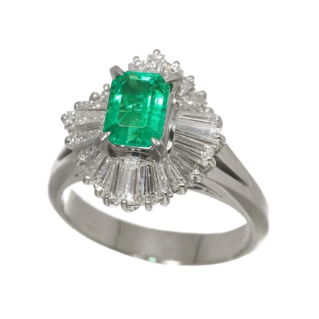 EMERALD DIAMOND RING PT PLATINUM - 3