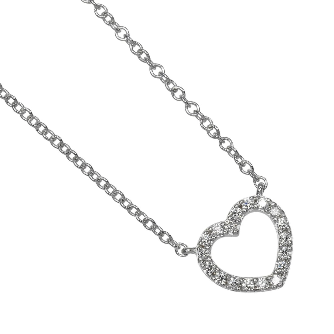 TIFFANY&CO. METRO HEART NECKLACE: TIFFANY&Co. Metro Heart Necklace Brand: TIFFANY&Co. Type/Style: Necklace Material: K18 white gold, Color: Silver Size: Size(CM) Neck around?40cm Top?W8mm x H7.5mm Accessories: None Accesso