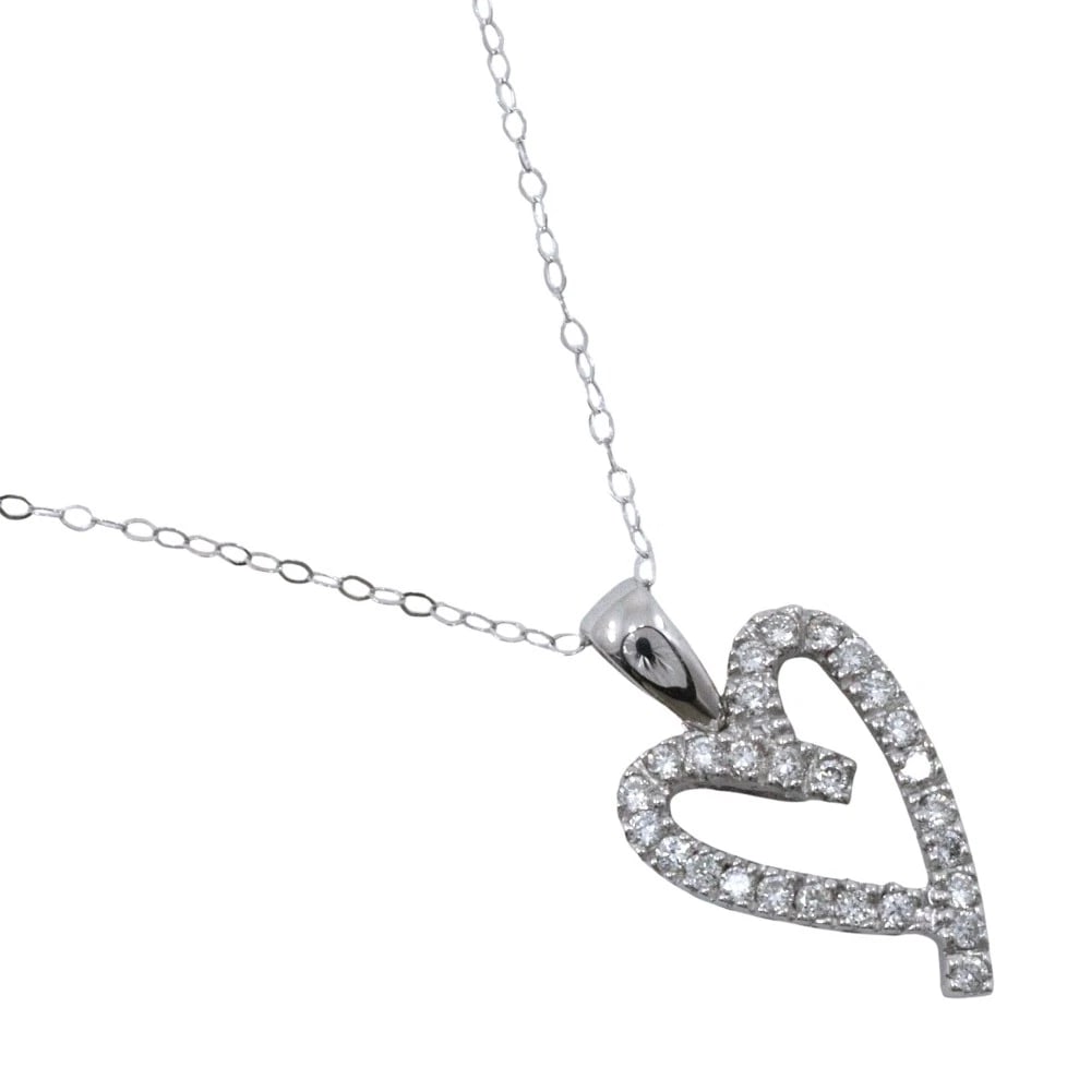 HEART NECKLACE K18 WHITE GOLD/DIAMOND HEART: heart Necklace K18 white gold/diamond heart Brand: no brand Type/Style: Necklace Material: K18 white gold, Color: Silver Size: Size(CM) Neck around?40.0?45.0cm Top?W10mm x H18mm Accessories: None