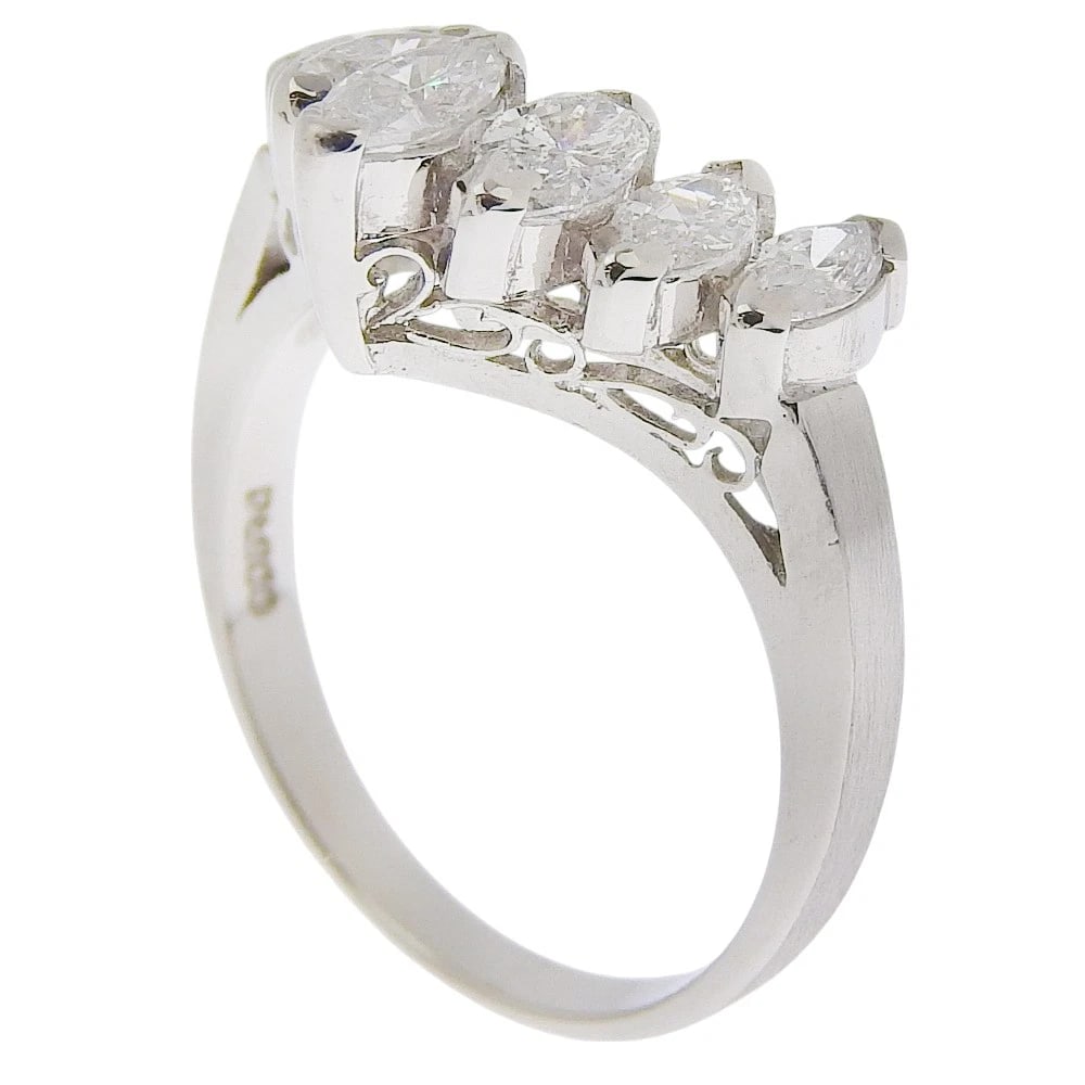 V CHARACTER RING PT900PLATINUM/DIAMOND - 2