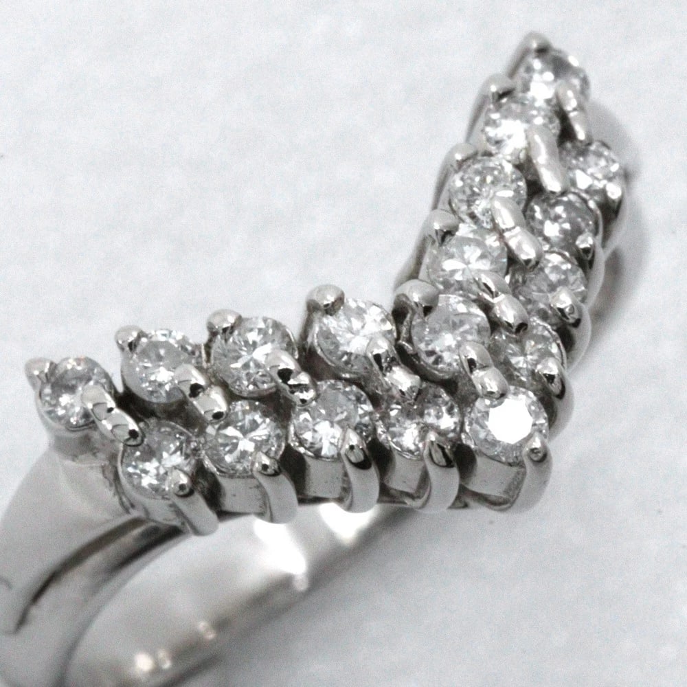 V CHARACTER RING PT900PLATINUM/DIAMOND - 3