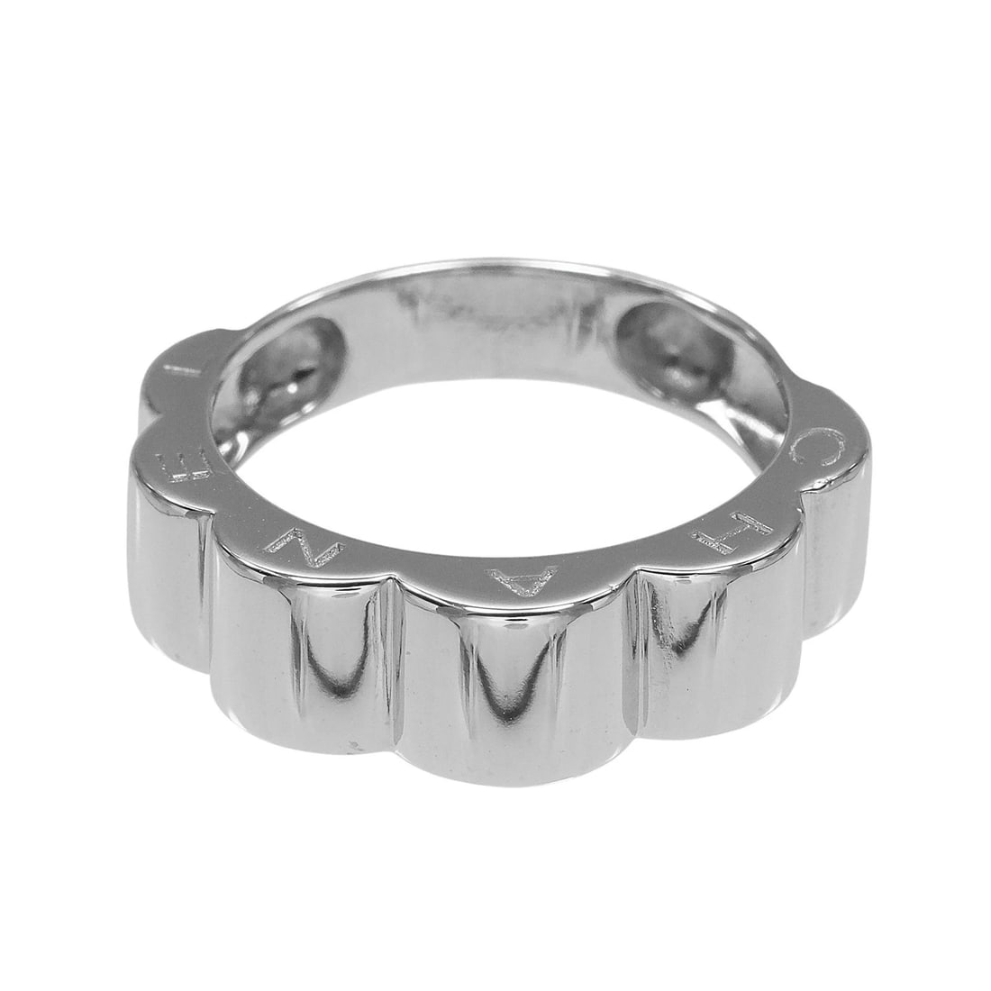 CHANEL PROFILE CAMELLIA RING K18 WHITE GOLD: CHANEL Profile Camellia Ring K18 white gold Brand: CHANEL Type/Style: Ring Material: K18 white gold, Color: Silver Size: 5.8(US Size) Accessories: None Accessories Notice: When purchasing