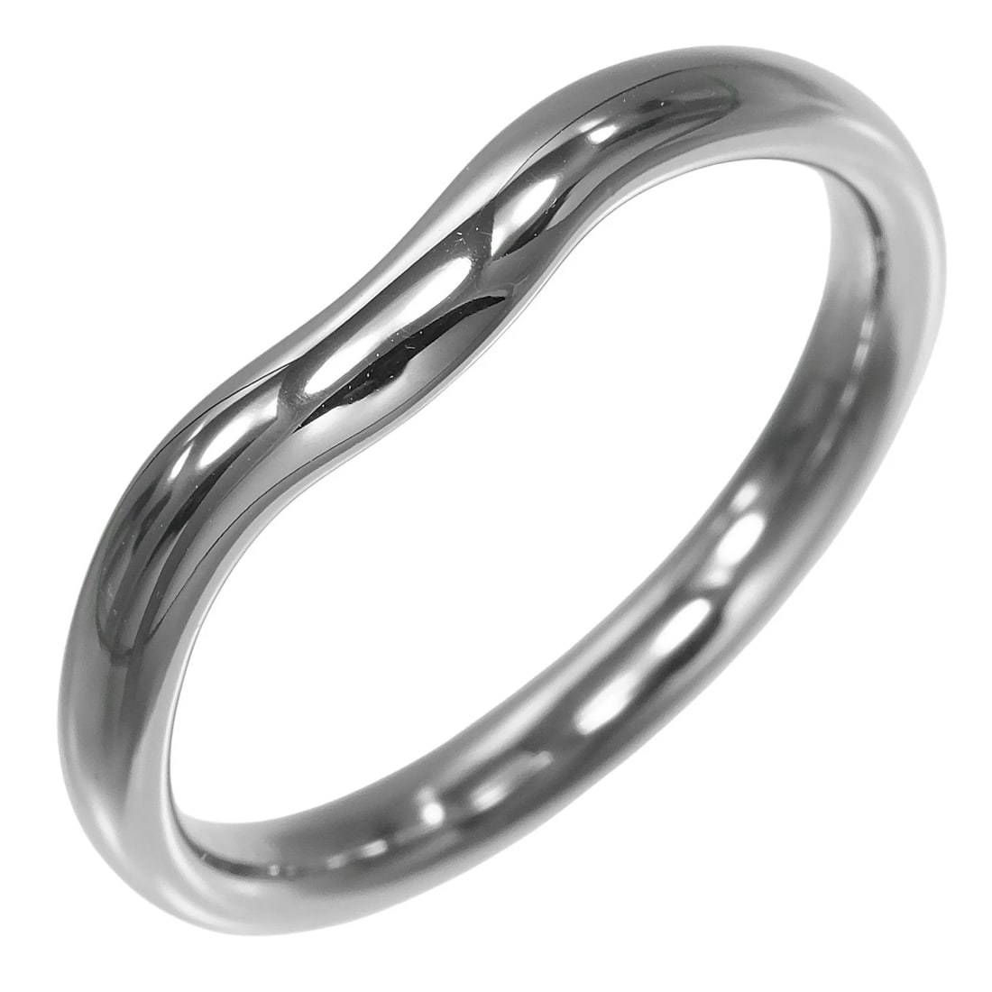 TIFFANY&CO. CURVED BAND RING: TIFFANY&Co. Curved band Ring Brand: TIFFANY&Co. Type/Style: Ring Material: Pt950Platinum, Color: Silver Size: 8.2(US Size) Accessories: None Accessories Notice: When purchasing pre-owned goods,